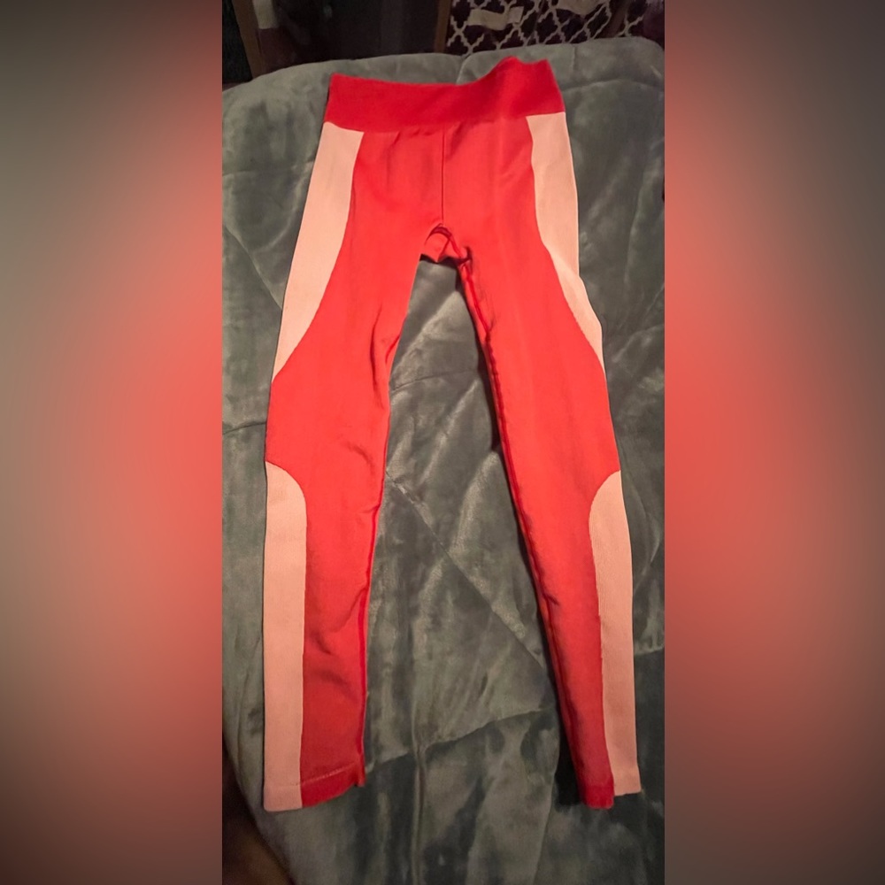 Fabletics red leggings